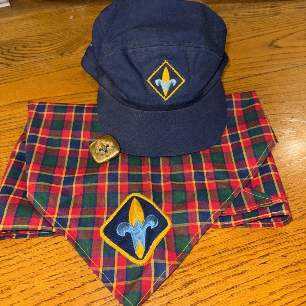 Vintage Boy Scouts Webelos Hat Scarf Metal Slide